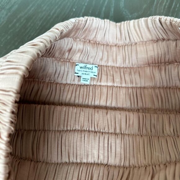 Tan Skirt From Aritzia - Picture 2 of 3